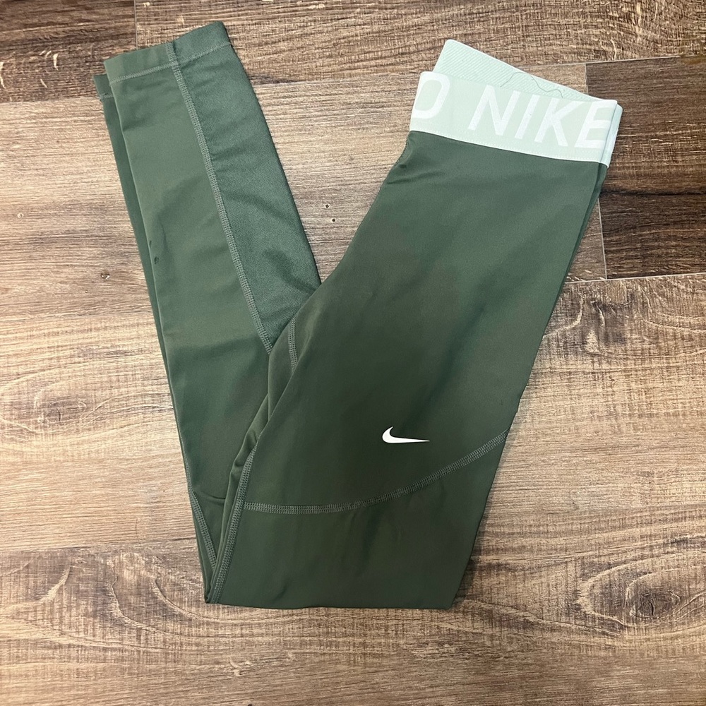 Nike pro leggings